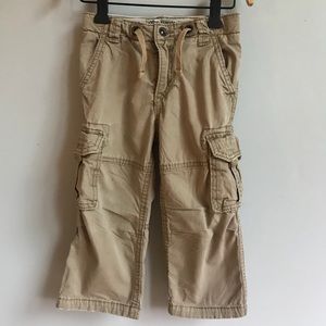 Children’s Place Toddler Khaki Cargo Pants w Patch